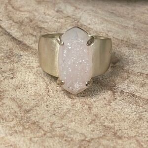 Kendra Scott gold ring with white drusy stone size 8